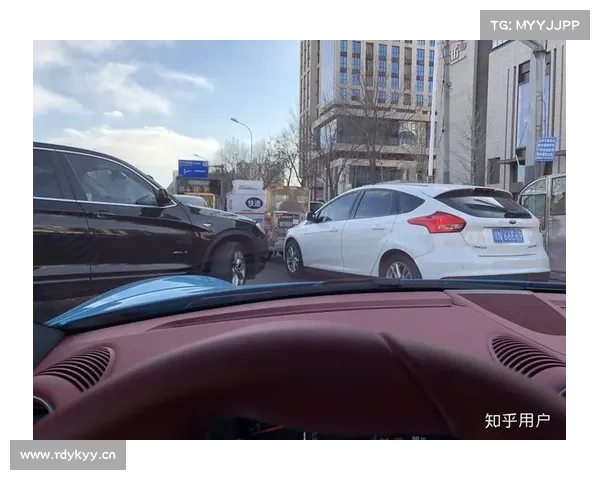“大奔”也不香了?价格从96.26万一路下滑,然而6月销量仅718台 “大奔”也不香了?价格从96.26万一路下滑,然而6月销量仅718台